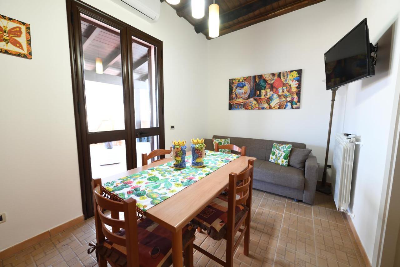 By The Sea Bed & Breakfast Теразини Екстериор снимка